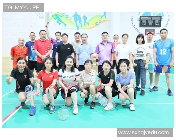 上海羽毛球队团队协作的独特优势与其他球队的对比分析